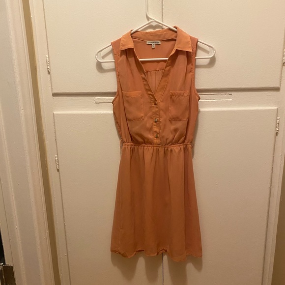 Charlotte Russe Dresses & Skirts - 4/$20 Peach Charlotte Russe dress